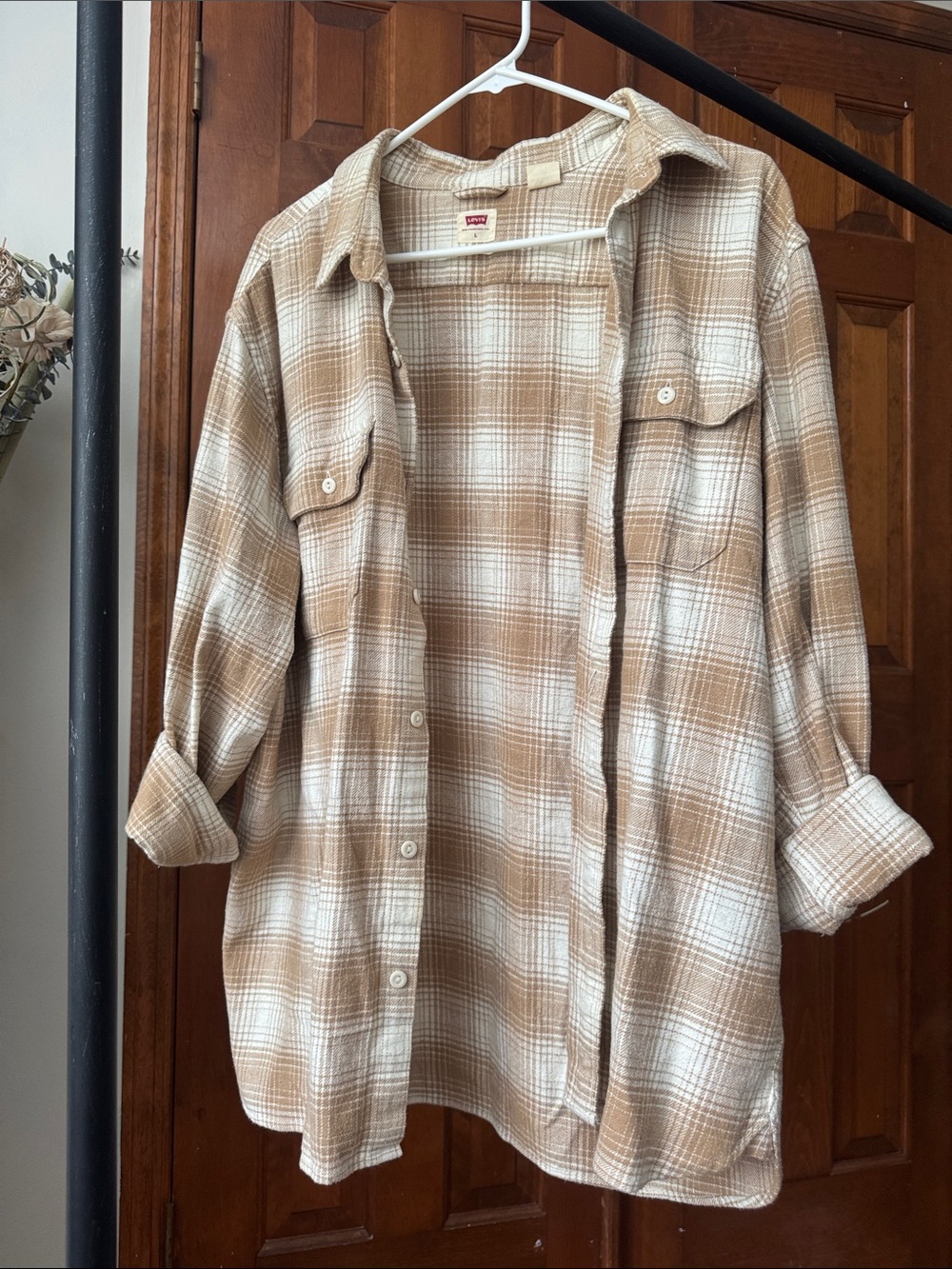 Levi's Beige and Cream Plaid Utility Shacket
